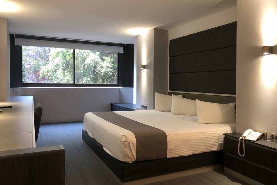 Suites Capri Polanco bed new